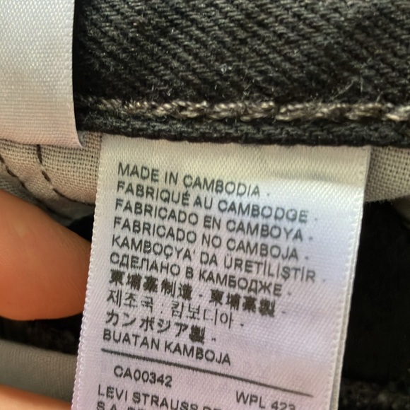 Premium Levi’s 501 black tapered slim jeans New button fly - Picture 13 of 13